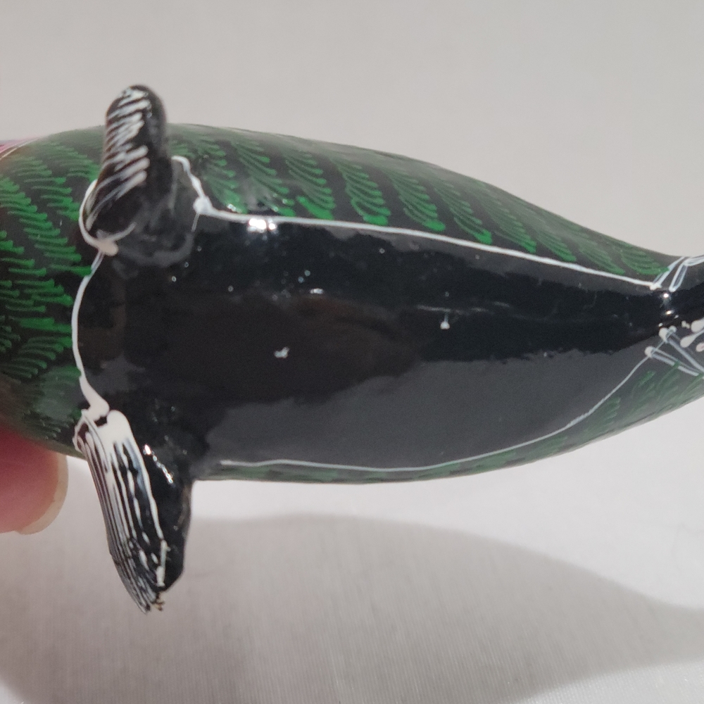 Wooden Sealion handpainted figurine 4" x 2 1/2 " - Picture 8 of 11